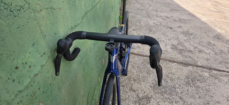 Berria BELADOR PRO ULTEGRA Di2 2026 2026 Road & Gravel de segunda mano, Azul — imagen 13 de 15