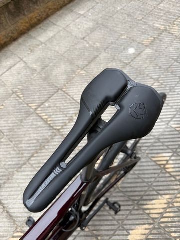 Gebrauchtes Orbea ORCA M35i 2024 2024 Road & Gravel, Rot — Bild 6 von 6