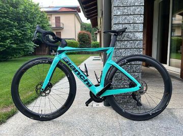 Gebrauchtes Bianchi Oltre Comp 105 Di2 2024 2024 Road & Gravel, Blau — Bild 2 von 3
