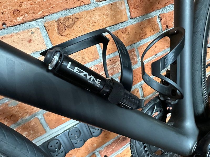 Używany Canyon CF SLX 2016 Road & Gravel — zdjęcie 2 z 14
