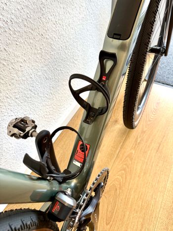 Used Canyon Grail CF SLX 8 Di2 2024 2024 Road & Gravel, Black — image 16 of 25
