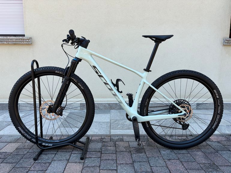 Used Scott Scale 920 2024 2024 Mountainbike, White, 29 — image 2 of 10