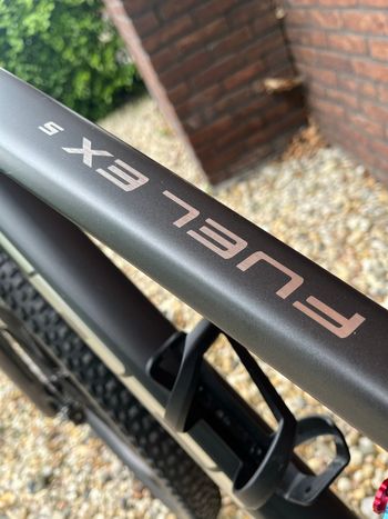 Gebrauchtes Trek Fuel EX 5 Gen 5 2023 2023 Mountainbike, Schwarz, 27.5, 29 — Bild 9 von 15