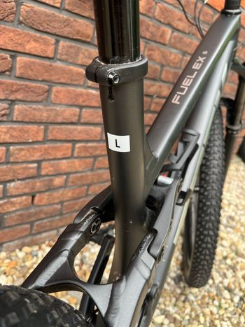 Gebrauchtes Trek Fuel EX 5 Gen 5 2023 2023 Mountainbike, Schwarz, 27.5, 29 — Bild 4 von 15