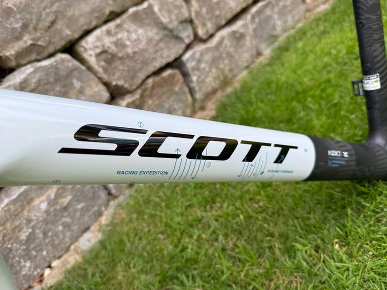 Used Scott Addict RC Pro HMX Frame set 2026 Frameset 2026 Road & Gravel, White — image 4 of 10