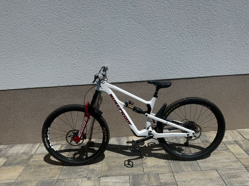 Used Nukeproof Mega 290 Carbon Factory (Shimano) 2022 2022 MTB