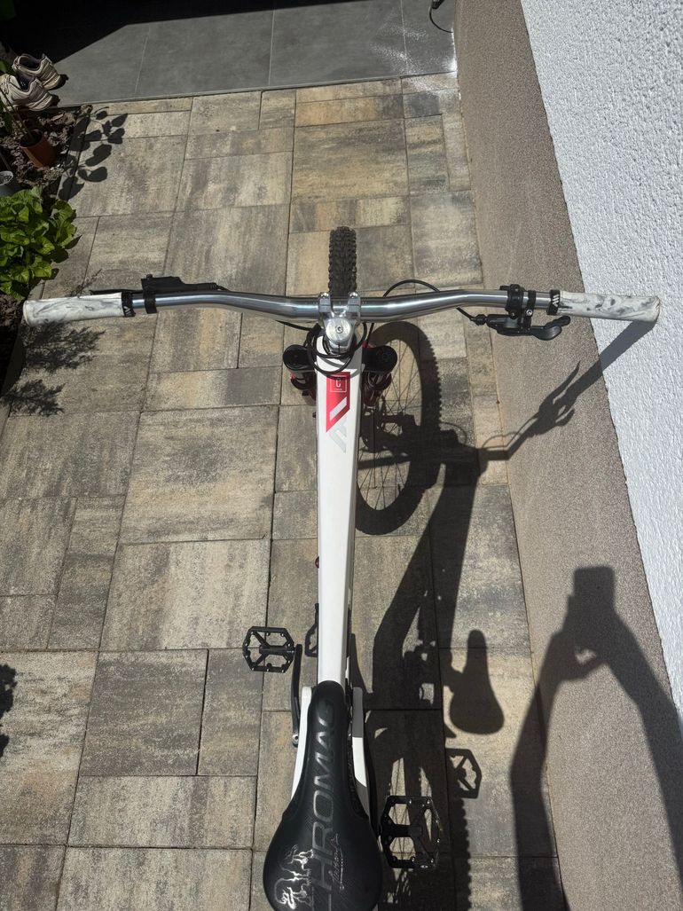 Nukeproof Mega 290 Carbon Factory (Shimano) 2022 2022 Mountainbike d'occasion — image 6 sur 10