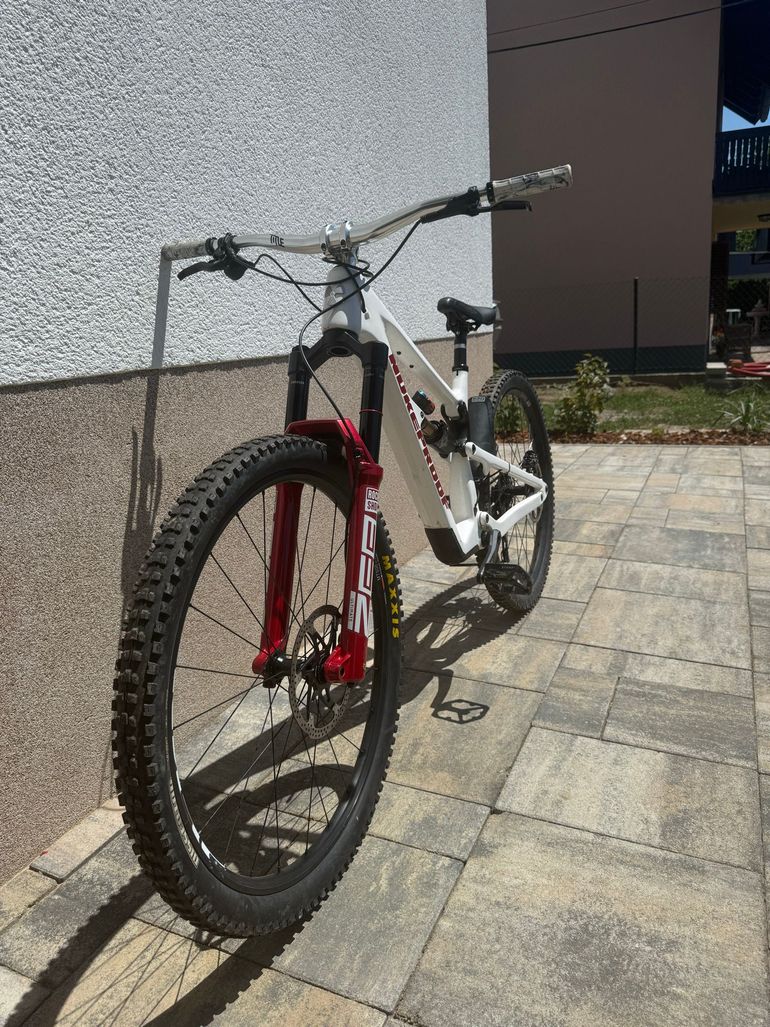 Nukeproof Mega 290 Carbon Factory (Shimano) 2022 2022 Mountainbike d'occasion — image 2 sur 10