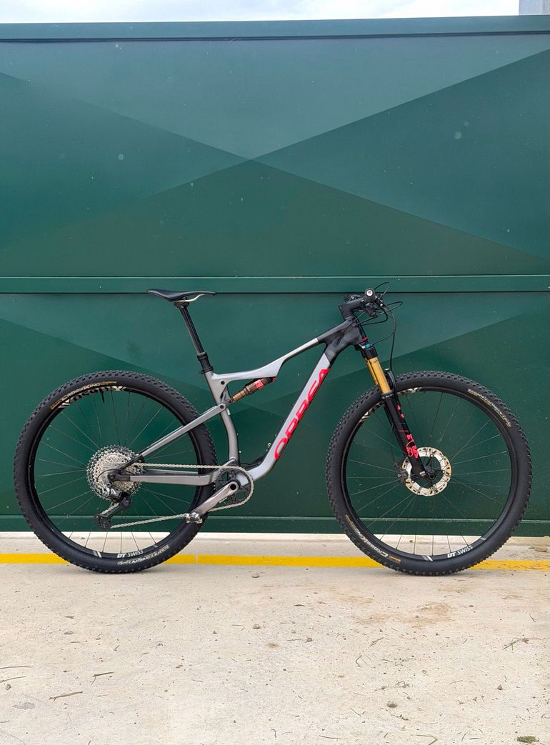 Używany Orbea OIZ M PRO TR 2021 2021 Mountainbike — zdjęcie 1 z 24