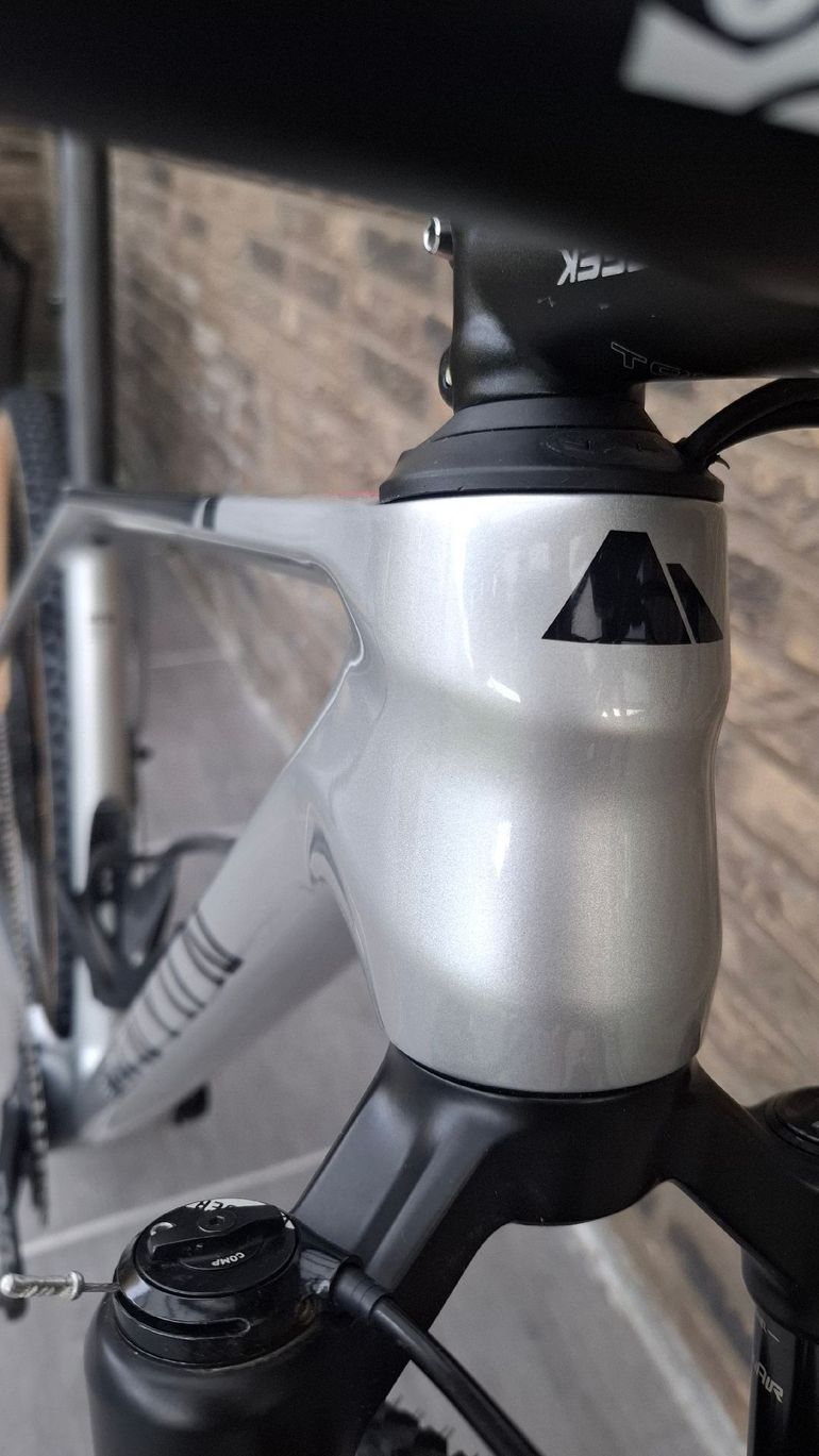 Używany Canyon Exceed CF 7 2021 2021 Mountainbike — zdjęcie 9 z 11