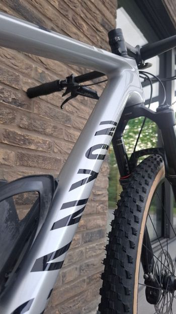 Używany Canyon Exceed CF 7 2021 2021 Mountainbike — zdjęcie 6 z 11
