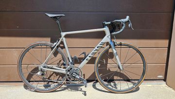 Canyon Ultimate CF SLX 8.0 2018 2018 Road & Gravel de segunda mano