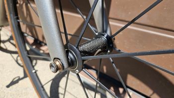 Canyon Ultimate CF SLX 8.0 2018 2018 Road & Gravel de segunda mano, Gris claro — imagen 9 de 13