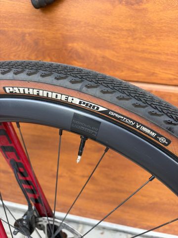 Used Accent Cx One 2025 Road & Gravel, Red — image 14 of 15