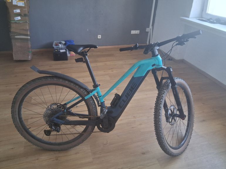 CUBE REACTION HYBRID SLT 750 29 Trapeze 2022 2022 Mountainbike d'occasion — image 2 sur 4