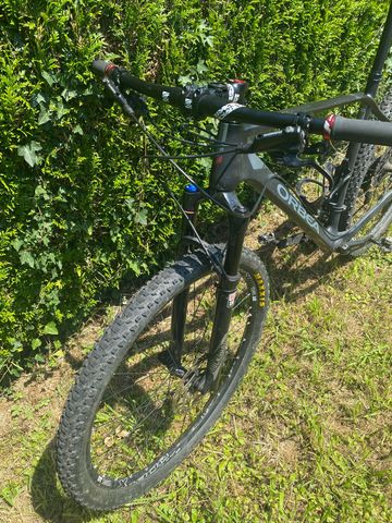 Used Orbea Alma Shimano Deore XT 2018 Mountainbike, Black — image 5 of 8