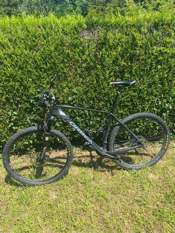 Used Orbea Alma Shimano Deore XT 2018 Mountainbike, Black — image 2 of 8