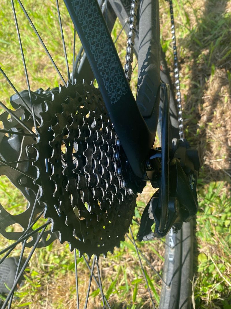 Used Orbea Alma Shimano Deore XT 2018 Mountainbike, Black — image 3 of 8