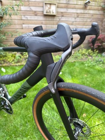Used Canyon Grail CF SLX 8 Di2 2024 2024 Road & Gravel, Light Gray — image 18 of 26