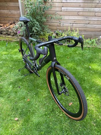Used Canyon Grail CF SLX 8 Di2 2024 2024 Road & Gravel, Light Gray — image 3 of 26