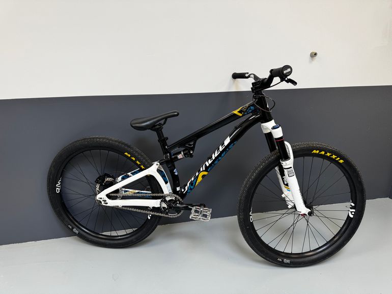 Used Specialized P.Slope 2015 2015 Mountainbike, Black — image 1 of 17