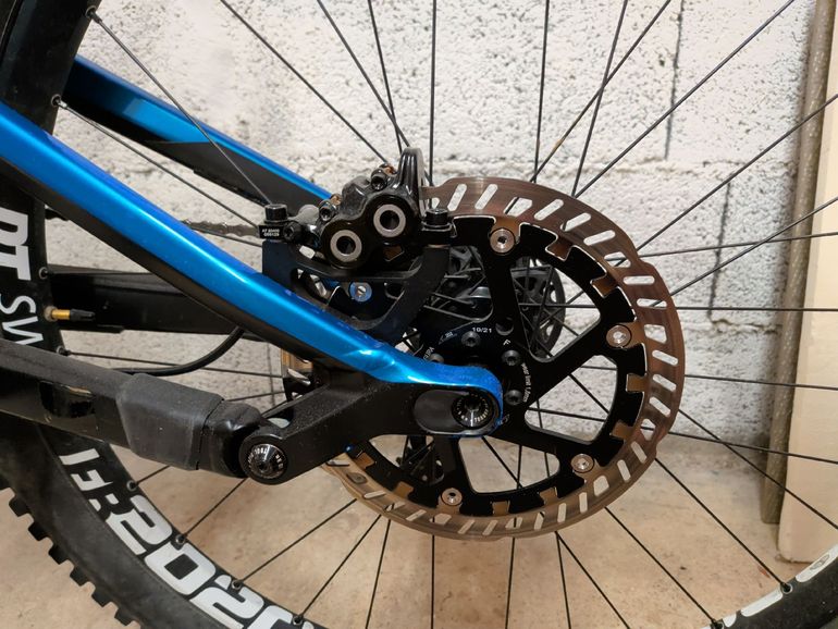Używany Canyon Sender CF 7.0 2019 2019 Mountainbike — zdjęcie 12 z 13