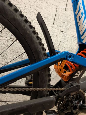 Używany Canyon Sender CF 7.0 2019 2019 Mountainbike — zdjęcie 9 z 13
