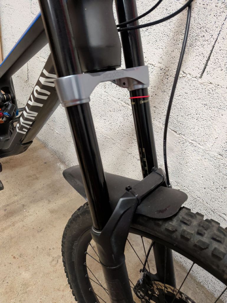Używany Canyon Sender CF 7.0 2019 2019 Mountainbike — zdjęcie 10 z 13