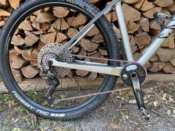 Used Canyon Exceed CF 5 2022 2022 Mountainbike, Light Gray, 29 — image 3 of 14