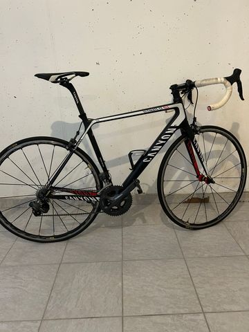 Canyon Ultimate CF SLX 2013 Road & Gravel usato