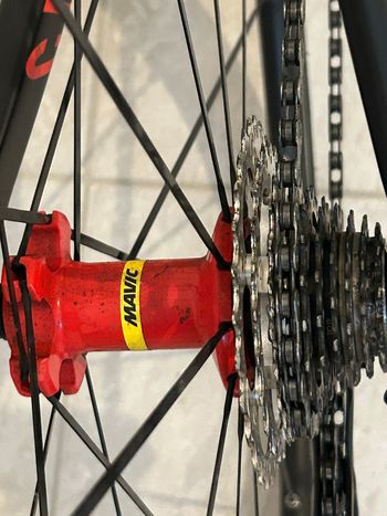 Used Canyon Ultimate CF SLX 2013 Road & Gravel, Black — image 4 of 12