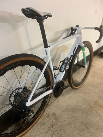 BMC Kaius SRAM Force 2023 Road & Gravel d'occasion — image 2 sur 9