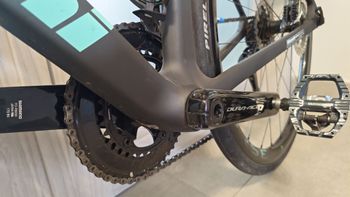 Used Bianchi Specialissima PRO Ultegra Di2 2025 2025 Road & Gravel, Green — image 7 of 11