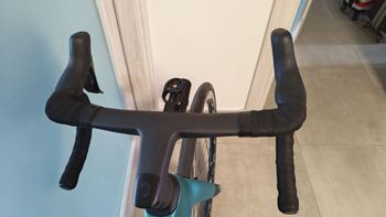 Used Bianchi Specialissima PRO Ultegra Di2 2025 2025 Road & Gravel, Green — image 3 of 11