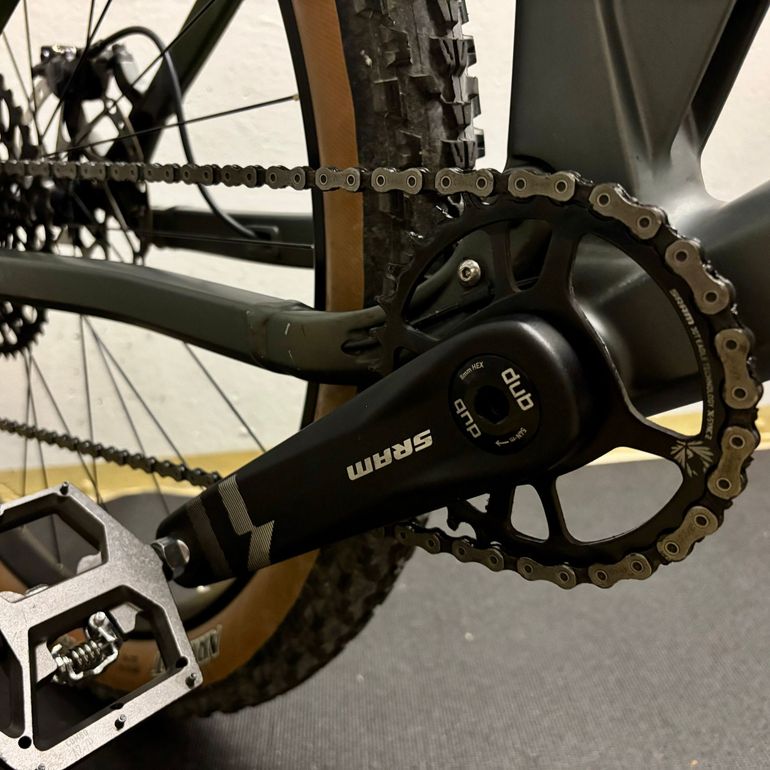 Używany CUBE STEREO ONE22 HPC TM 2023 2023 Mountainbike — zdjęcie 3 z 16