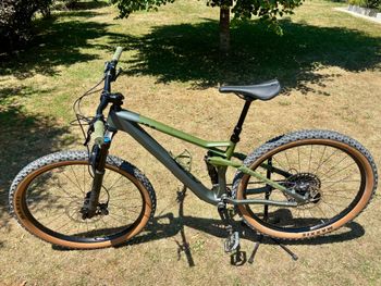 Używany CUBE STEREO ONE22 HPC TM 2023 2023 Mountainbike — zdjęcie 2 z 16