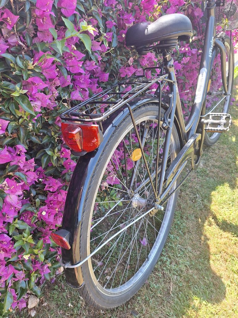 Used B’TWIN Elops 920 Step Over Classic Bike 2020 2020 Urban, Black — image 7 of 10