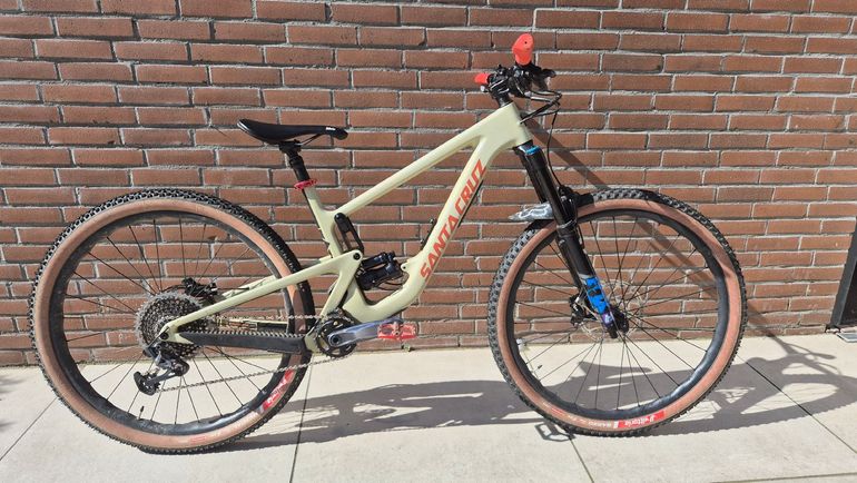 Santa Cruz Hightower X01 / Carbon CC / 29 2021 2021 Mountainbike de segunda mano, Naranja — imagen 1 de 6