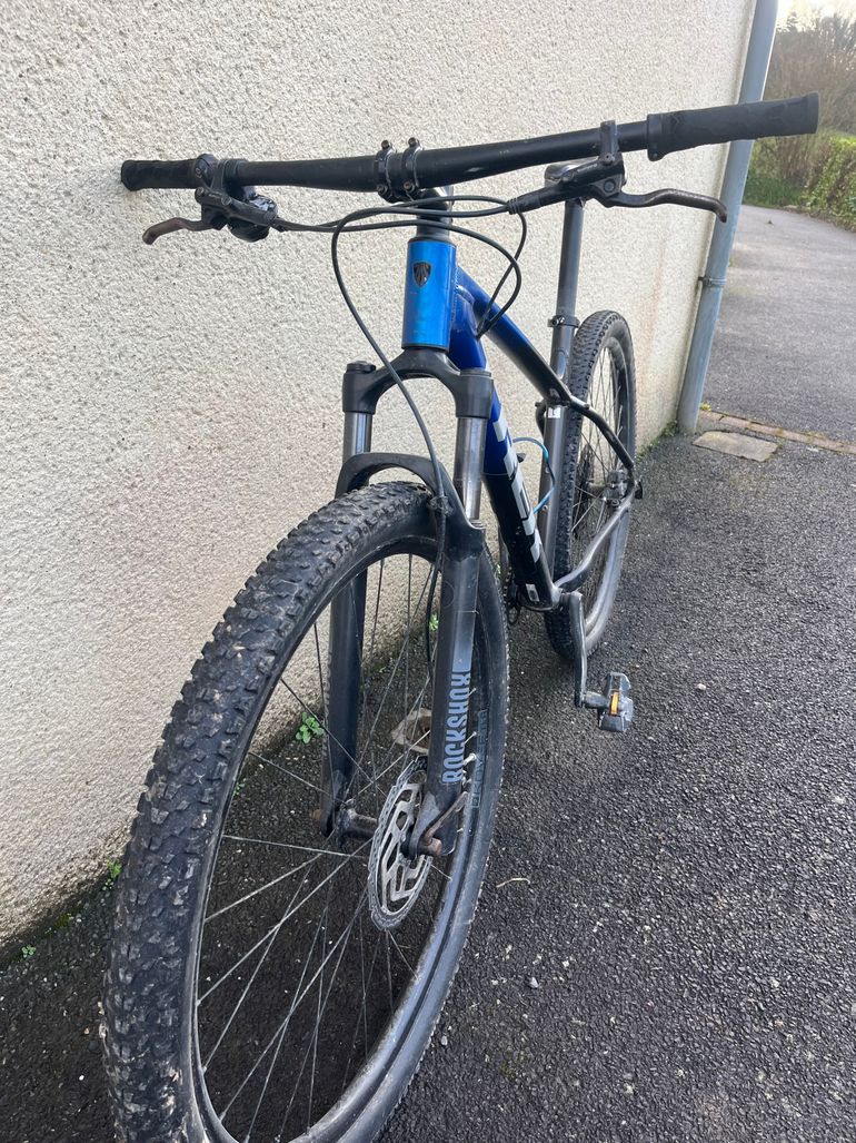 Tweedehands Trek Marlin 8 Gen 2 2021 2021 Mountainbike — afbeelding 3 van 11
