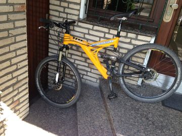 Used Bergwerk Custom Shimano XTR 2001 Mountainbike, Orange — image 9 of 9