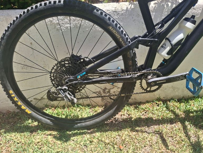 Used Specialized Stumpjumper SRAM SX Eagle 2019 Mountainbike, Black — image 6 of 10