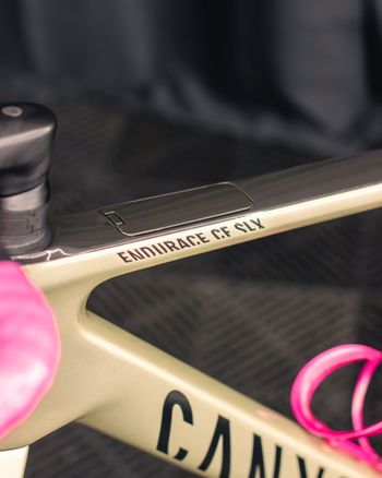 Used Canyon Endurace CF SLX 8 Di2 2025 2025 Road & Gravel, White — image 7 of 11