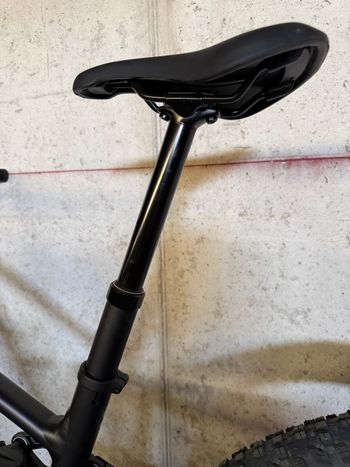Used Trek Top Fuel 8 Gen 4 2025 2025 Mountainbike, Black, 27.5, 29 — image 7 of 8