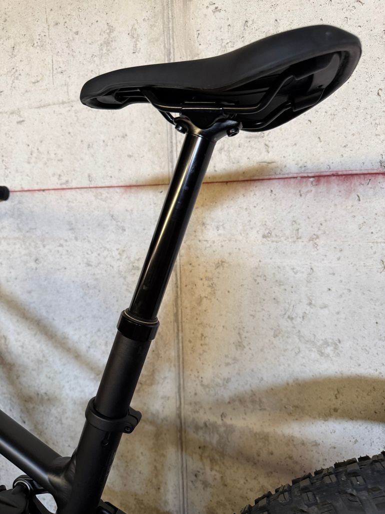 Used Trek Top Fuel 8 Gen 4 2025 2025 Mountainbike, Black, 27.5, 29 — image 7 of 8