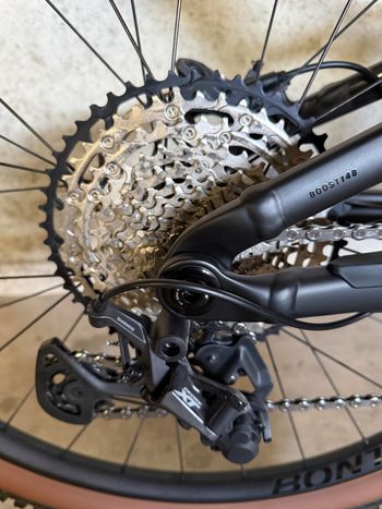 Used Trek Top Fuel 8 Gen 4 2025 2025 Mountainbike, Black, 27.5, 29 — image 2 of 8
