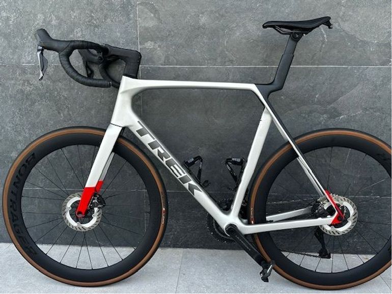 Gebrauchtes Trek Madone SL 7 Gen 7 2024 2024 Road & Gravel, Hellgrau — Bild 8 von 8