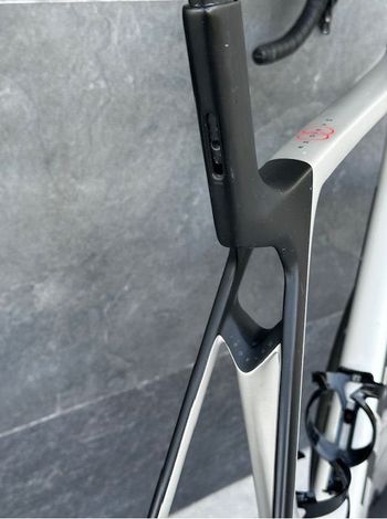 Gebrauchtes Trek Madone SL 7 Gen 7 2024 2024 Road & Gravel, Hellgrau — Bild 4 von 8