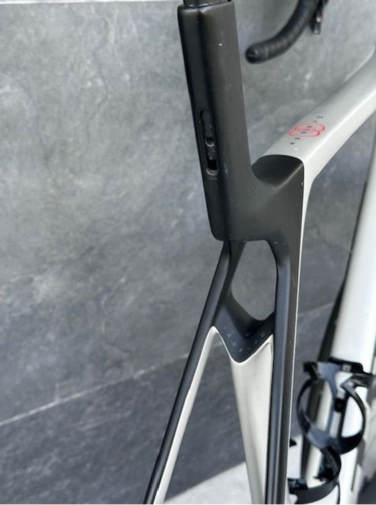 Gebrauchtes Trek Madone SL 7 Gen 7 2024 2024 Road & Gravel, Hellgrau — Bild 4 von 8