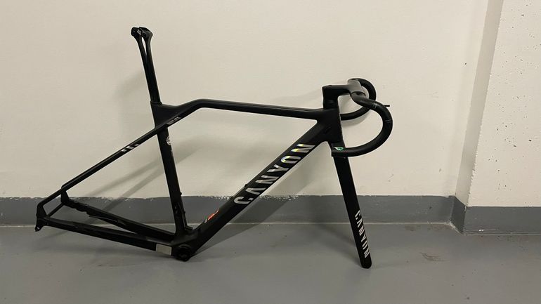 Used Canyon Inflite CFR AXS 2024 Frameset 2024 Road & Gravel, Black — image 1 of 6