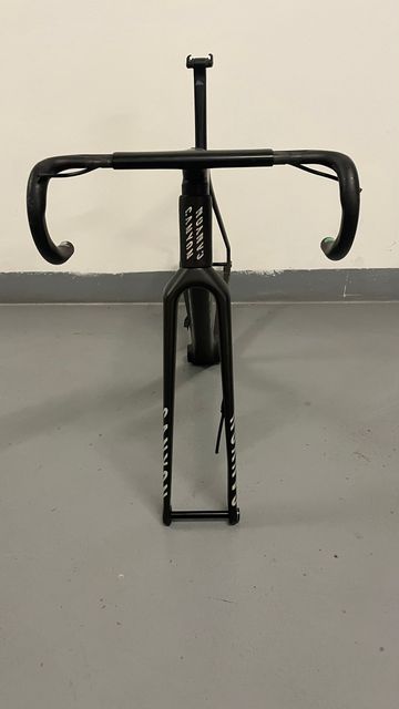 Używany Canyon Inflite CFR AXS 2024 Frameset 2024 Road & Gravel — zdjęcie 4 z 6